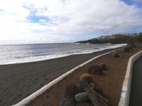 Apartamento EL BUFADERO. PLAYA La Garita - 150 m